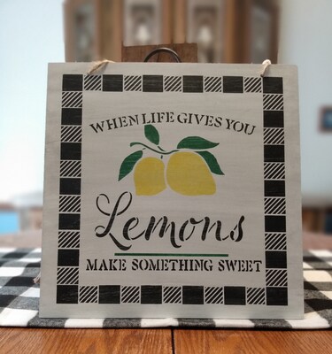 Buffalo Plaid Kitchen Sign, Lemon Decor, Summer Sign, Farmhouse Kitchen  Decor, Lemon Sign, Spring Wall Decor, When Life Gives You Lemons